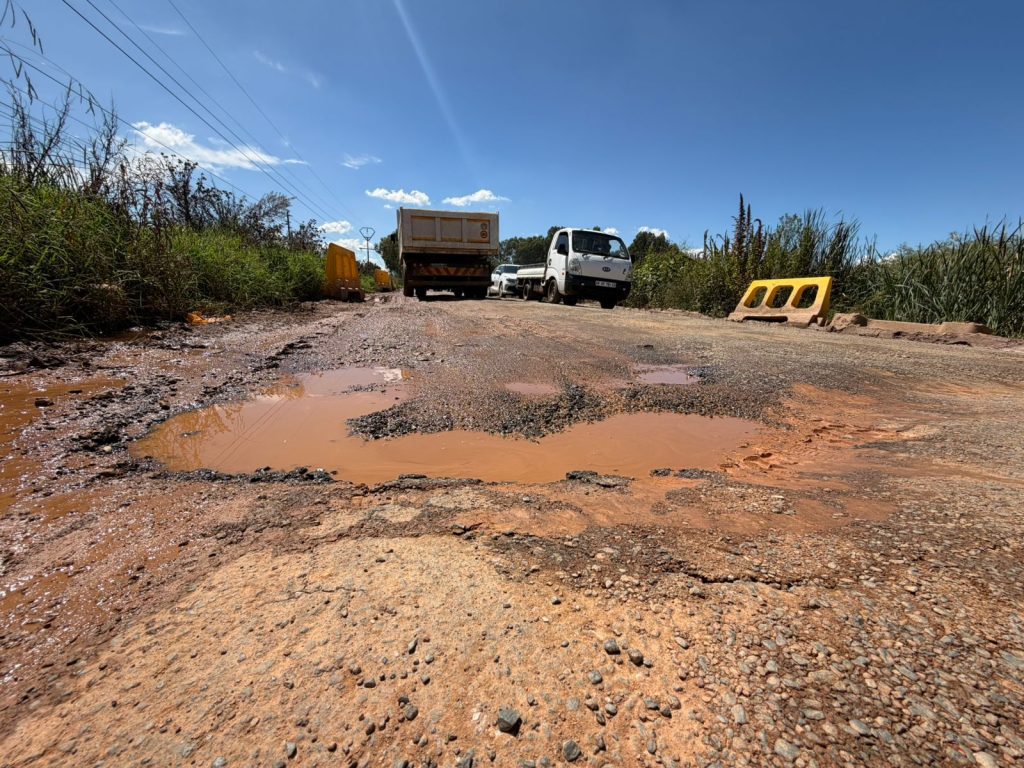 ANATOMY OF A MUNICIPAL COLLAPSE: Inside the Unravelling of Emfuleni ANATOMY OF A MUNICIPAL COLLAPSE: Inside the Unravelling of Emfuleni